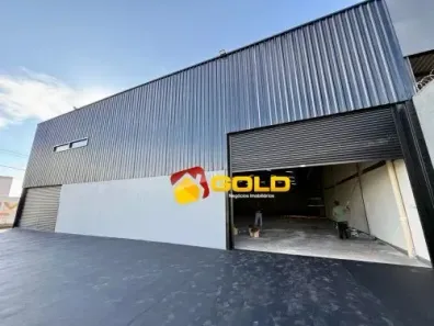 Galpão / Depósito / Armazém à venda, 1100m² no Laranjeiras, Uberlândia
