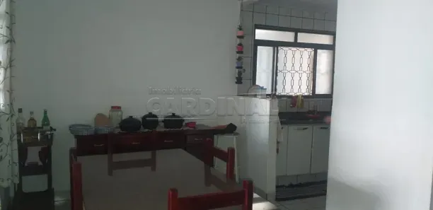 Casa com 2 Quartos à venda, 149m² no Conjunto Habitacional Victório de Santi, Araraquara