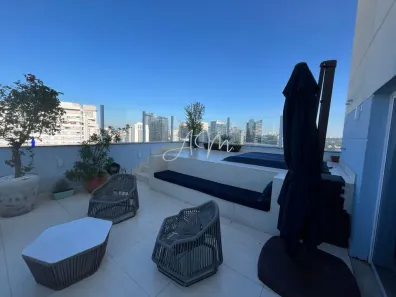 Cobertura com 3 Quartos para venda ou aluguel, 227m² no Santo Amaro, São Paulo