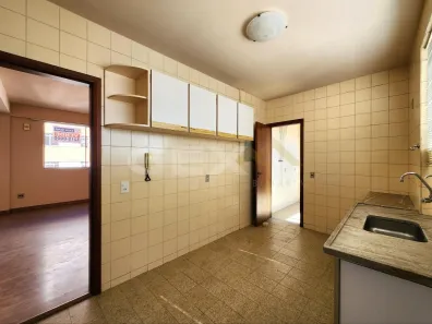 Apartamento com 3 Quartos à venda, 135m² no Centro, Divinópolis