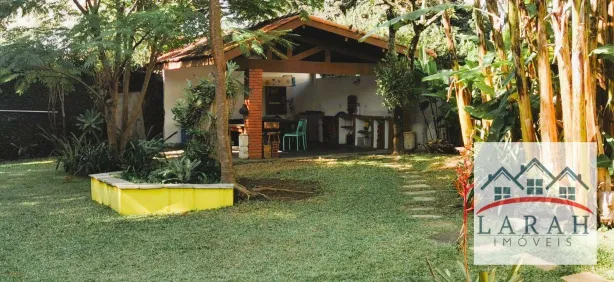 Fazenda / Sítio / Chácara com 3 Quartos para alugar, 180m² no Jardim da Glória, Cotia