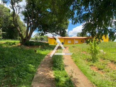 Fazenda / Sítio / Chácara com 3 Quartos à venda, 8000m² no Hypocampos, Mairinque