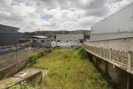 Terreno / Lote / Condomínio para alugar, 540m² no Vila Nossa Senhora das Vitórias, Mauá