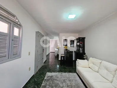 Casa com 3 Quartos à venda, 209m² no Candelária, Natal