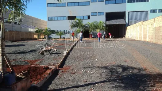 Loja / Salão / Ponto Comercial para alugar, 1550m² no Industrial, Cravinhos