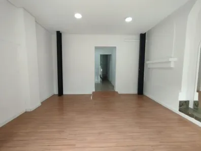 Loja / Salão / Ponto Comercial para alugar, 36m² no Centro, Curitiba