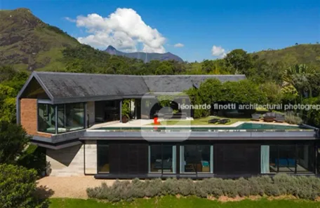 Sobrado com 4 Quartos à venda, 476m² no Araras, Petrópolis