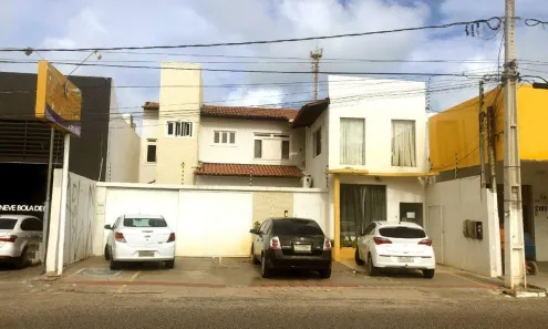 Casa com 4 Quartos para alugar, 281m² no Atalaia, Aracaju