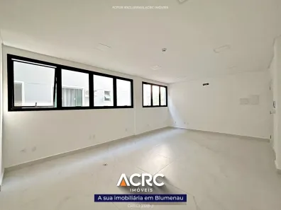 Conjunto Comercial / Sala para alugar, 38m² no Velha, Blumenau