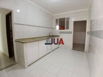 Casa com 3 Quartos para alugar, 100m² no Moquetá, Nova Iguaçu