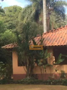 Fazenda / Sítio / Chácara com 8 Quartos para alugar, 450m² no Ipelândia, Suzano