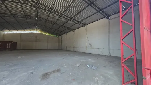 Galpão / Depósito / Armazém para alugar, 900m² no Colônia Terra Nova, Manaus