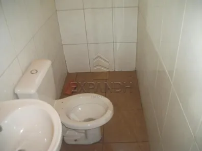 Conjunto Comercial / Sala para alugar, 34m² no Centro, Sertãozinho