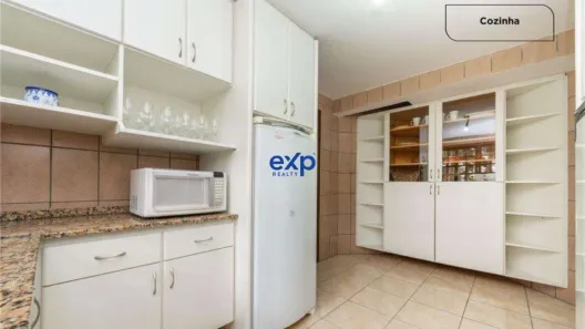Fazenda / Sítio / Chácara com 4 Quartos à venda, 640m² no Quatro Barras, Quatro Barras