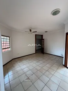 Casa com 3 Quartos para alugar, 300m² no Vila Harmonia, Araraquara