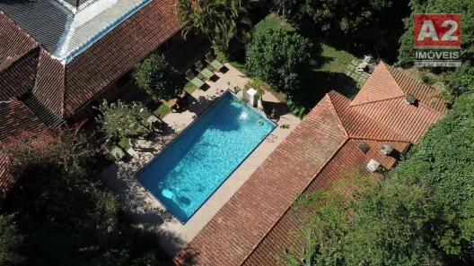 Fazenda / Sítio / Chácara com 4 Quartos à venda, 300m² no Jardim Convento, Itapecerica da Serra