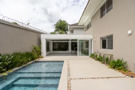 Casa de Condomínio com 4 Quartos à venda, 340m² no Santa Felicidade, Curitiba