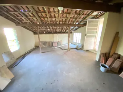 Sobrado com 6 Quartos para venda ou aluguel, 354m² no Centro, Diadema