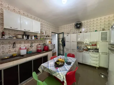 Fazenda / Sítio / Chácara com 8 Quartos à venda, 909m² no Citrolândia, Guapimirim