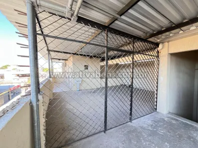 Kitnet para alugar, 30m² no Parque Duque, Duque de Caxias
