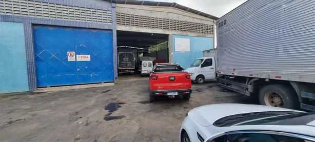 Garagem à venda, 400m² no Pirajá, Salvador