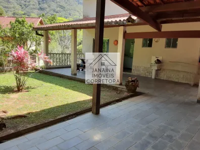 Casa de Condomínio com 3 Quartos à venda, 211m² no Caneca Fina, Guapimirim