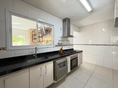 Casa de Condomínio com 3 Quartos à venda, 230m² no Residencial Aziz Louveira, Louveira
