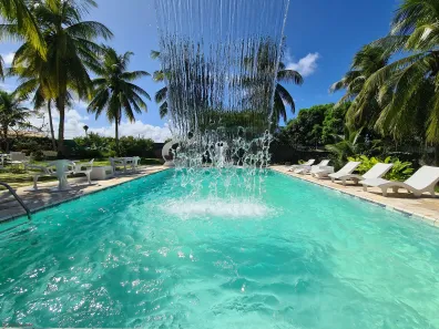 Fazenda / Sítio / Chácara com 4 Quartos à venda, 600m² no Barra do Jacuípe, Camaçari
