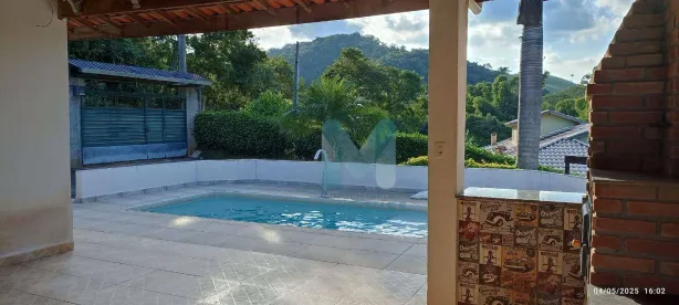 Fazenda / Sítio / Chácara com 2 Quartos à venda, 200m² no Registro, Taubaté
