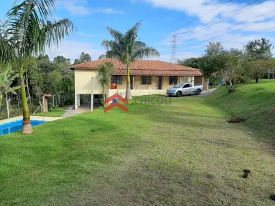 Fazenda / Sítio / Chácara com 3 Quartos à venda, 240m² no Recreio, Ibiúna