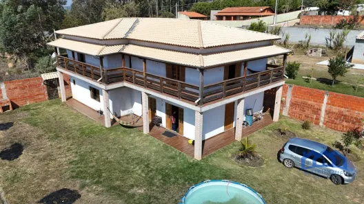 Fazenda / Sítio / Chácara com 3 Quartos à venda, 1000m² no , Mairinque
