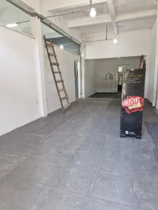 Loja / Salão / Ponto Comercial para alugar, 139m² no Castelanea, Petrópolis