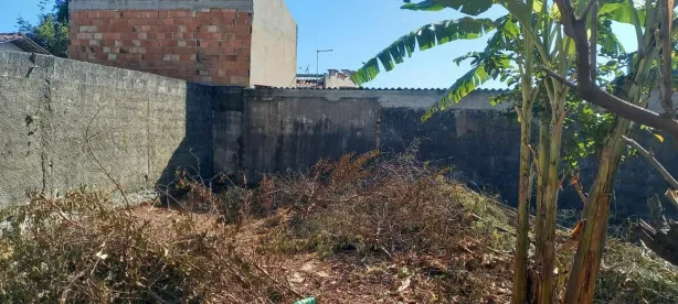 Terreno / Lote / Condomínio à venda, 360m² no Felipe Cláudio de Sales, Pedro Leopoldo