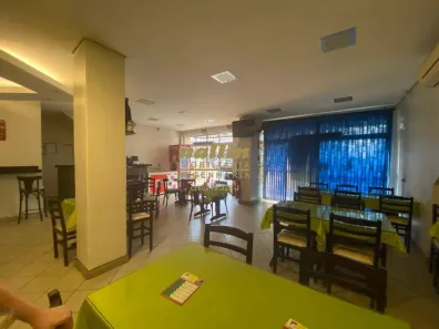 Loja / Salão / Ponto Comercial para venda ou aluguel, 204m² no Centro, Itatiba
