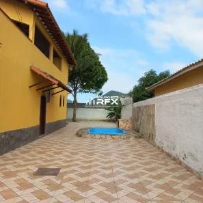 Casa de Condomínio com 2 Quartos para alugar, 120m² no Centro, Maricá