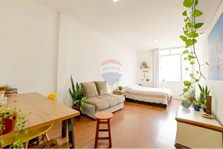 Kitnet com 1 Quarto à venda, 35m² no São Mateus, Juiz de Fora