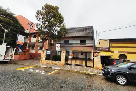 Loja / Salão / Ponto Comercial com 3 Quartos para alugar, 403m² no Centro, Atibaia
