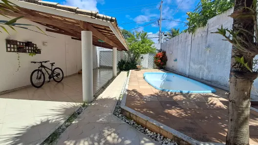 Sobrado com 3 Quartos à venda, 310m² no Buraquinho, Lauro de Freitas