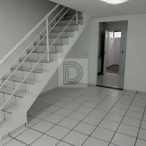 Casa de Condomínio com 2 Quartos para alugar, 70m² no Jardim Guerreiro, Cotia