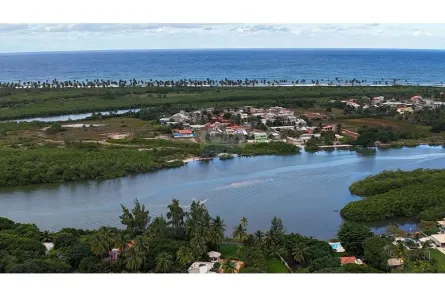 Fazenda / Sítio / Chácara com 4 Quartos à venda, 2182m² no Barra do Jacuípe, Camaçari