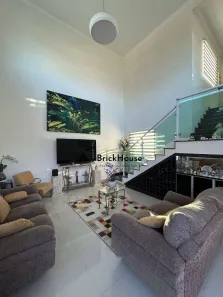 Casa com 3 Quartos à venda, 182m² no Jardim Villaça, São Roque