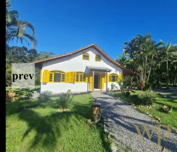 Fazenda / Sítio / Chácara com 3 Quartos à venda, 310m² no Vila da Gloria, São Francisco do Sul