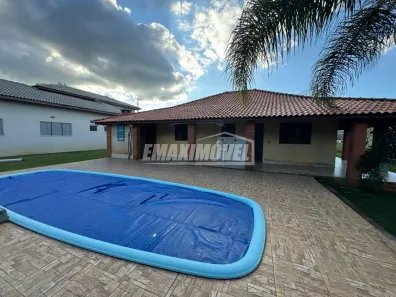Fazenda / Sítio / Chácara com 2 Quartos para alugar, 234m² no Campo do Meio, Araçoiaba da Serra