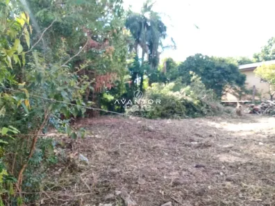 Terreno / Lote / Condomínio à venda, 300m² no Chácara das Flores, Santa Maria