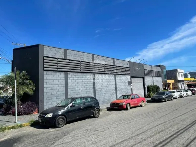Galpão / Depósito / Armazém para alugar, 320m² no Vila Brás Cubas, Mogi das Cruzes