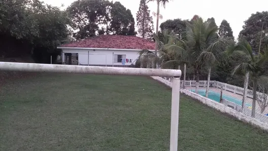 Fazenda / Sítio / Chácara com 3 Quartos à venda, 2500m² no Chácara Guanabara, Mogi das Cruzes