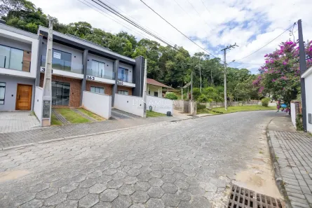 Sobrado com 2 Quartos à venda, 67m² no Fortaleza, Blumenau