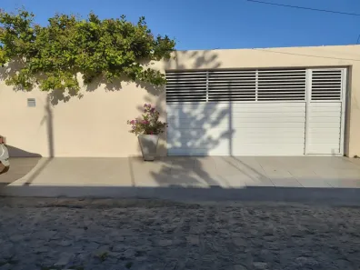 Casa com 3 Quartos à venda, 226m² no Atalaia, Aracaju