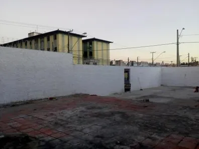 Prédio Inteiro para alugar, 960m² no Montese, Fortaleza