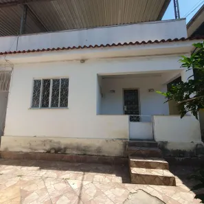Casa com 3 Quartos para alugar, 163m² no Kennedy, Nova Iguaçu